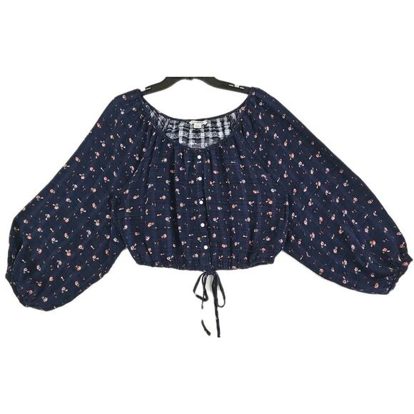 American Eagle ~Woman Size S~ Blue Floral Long Sleeve Button Front Cropped Top. - Picture 5 of 13
